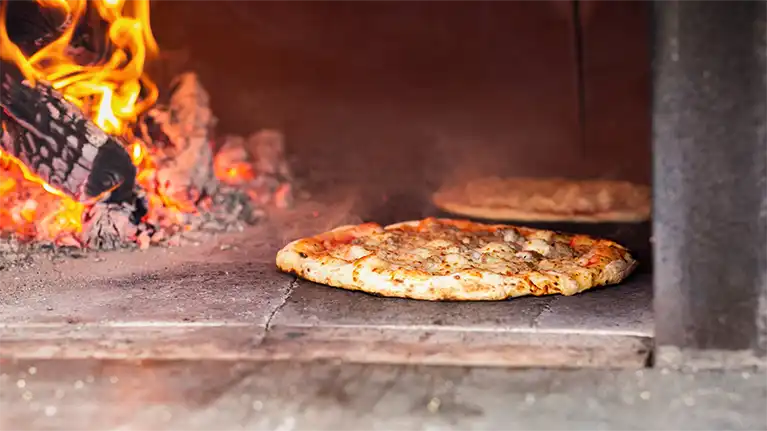 Wood-Fired Pizza Nights at Cuff Farms