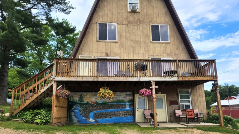 Driftless Lodge Vacation Homes & Cabins, LLC