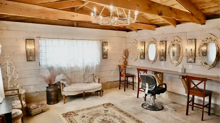 Bloemen Barn, LLC