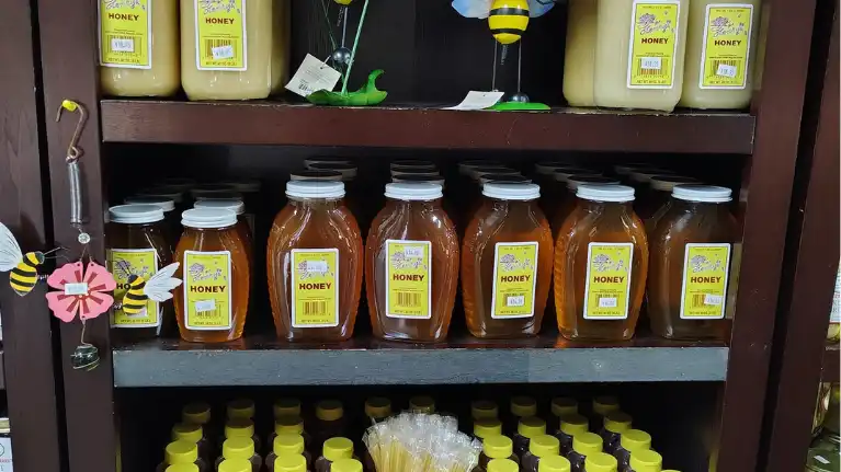 Gramma Miller's Market & Cafe