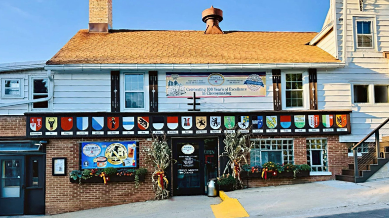 Lautenbachs Orchard Country Winery Market 4 3