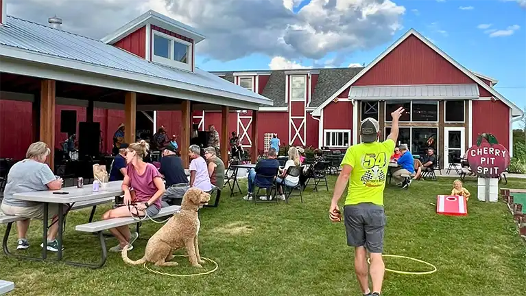 Lautenbach's Orchard Country Winery & Market