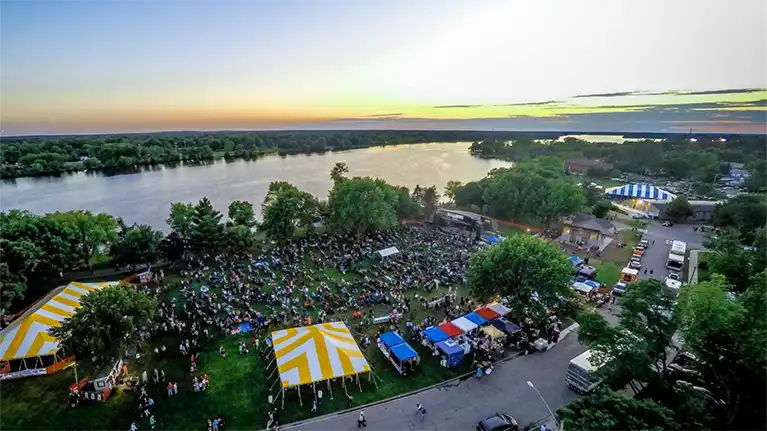 Stevens Point Area Convention Visitors Bureau1