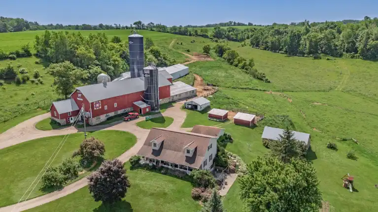 Valley Springs Farm Bed & Breakfast