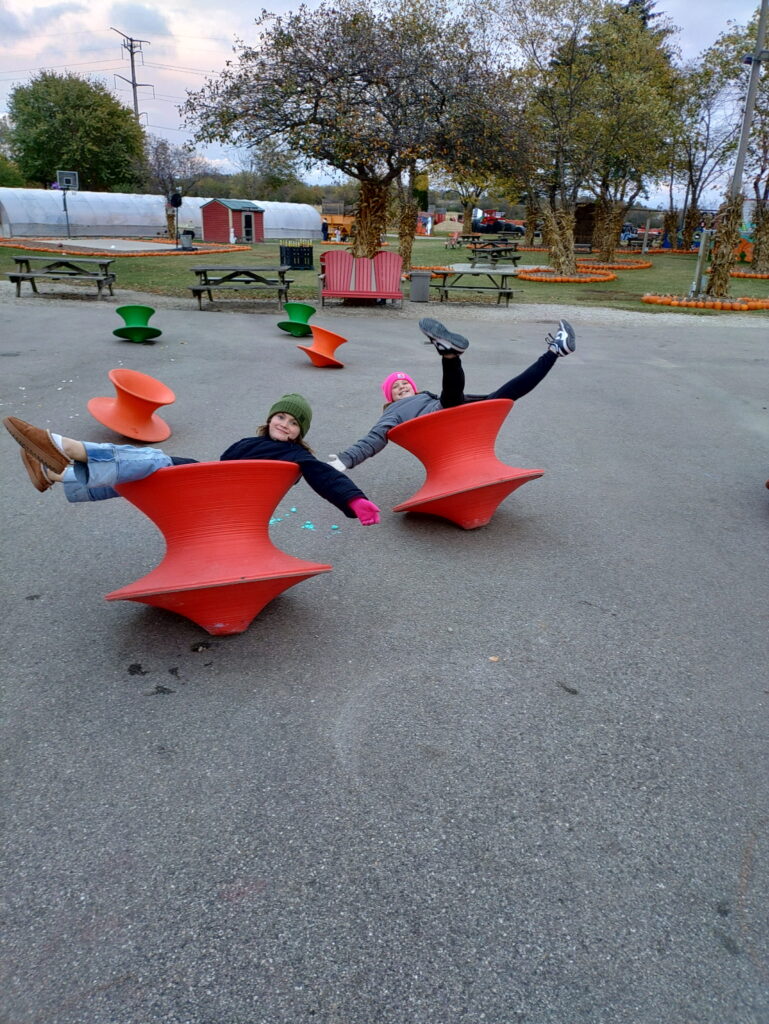 8100556914024460252 769x1024