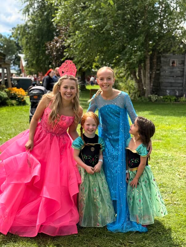 Glinda and Cinderella